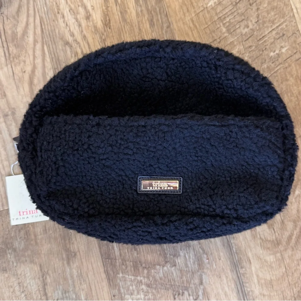 NWT Trina Turk Black Sherpa Zipper Pouch